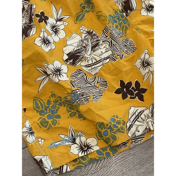 Reyn Spooner Malibuliciou All Over Print Floral Hawaiian 2XL NWT Yellow Summer - Picture 2 of 8